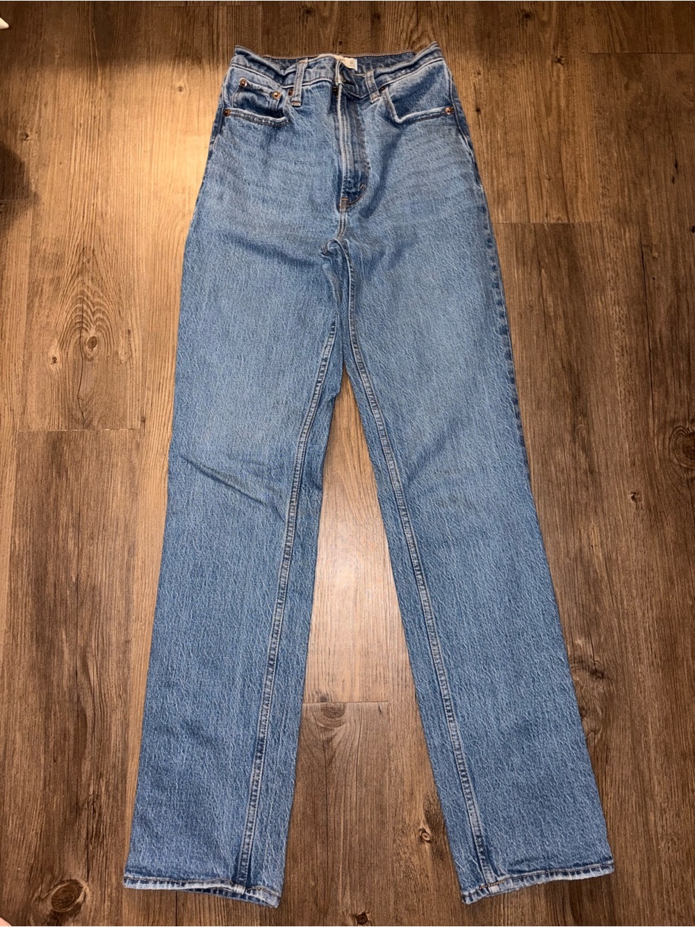 Abercrombie High Rise Straight Jeans